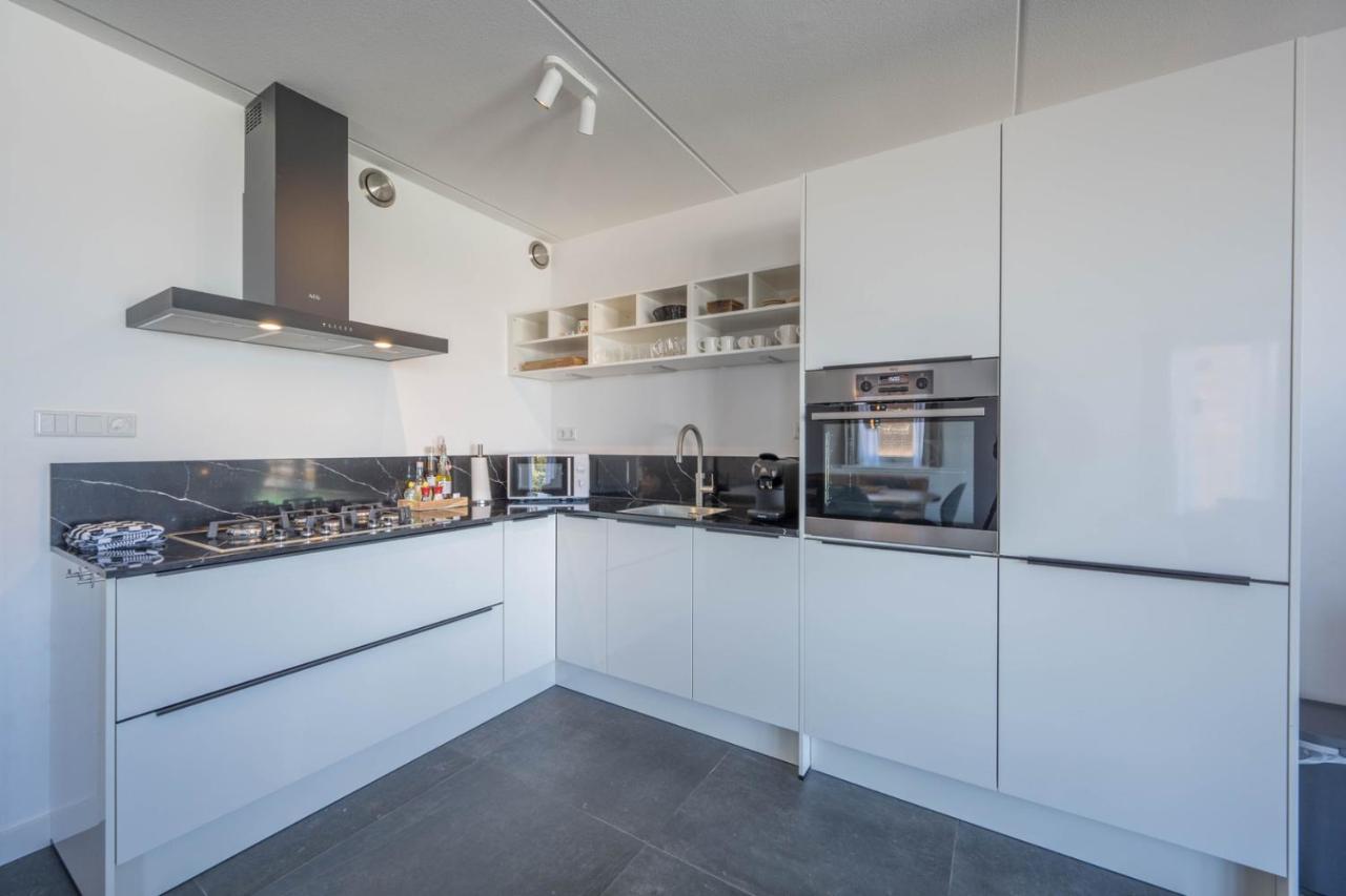 Meerzicht 24 - Luxury Family Accommodation With Beautiful Lake Side View Uitgeest Exterior foto